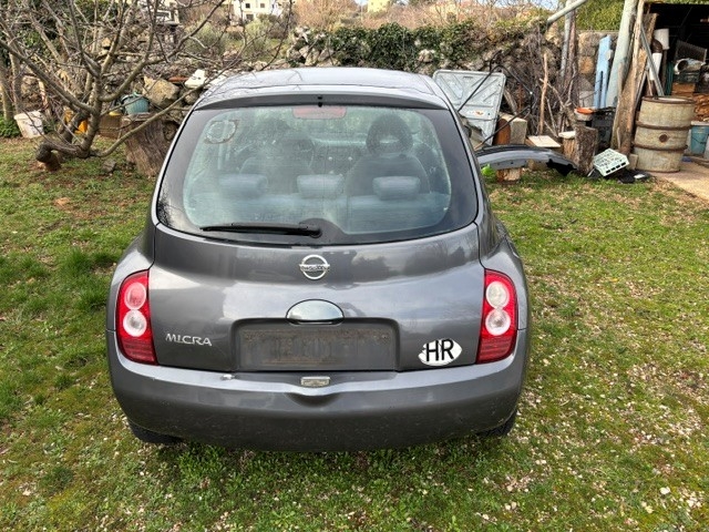 Nissan Micra za dijelove
