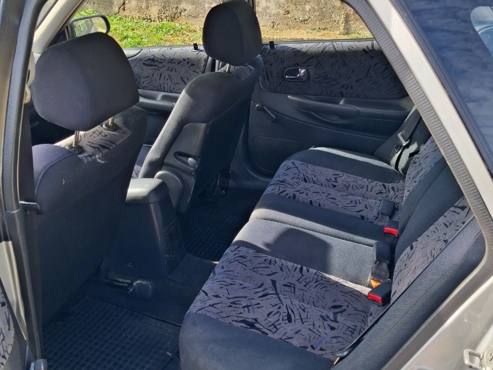Mazda 323f, 1.5, 2001. god., reg. 08/2027.