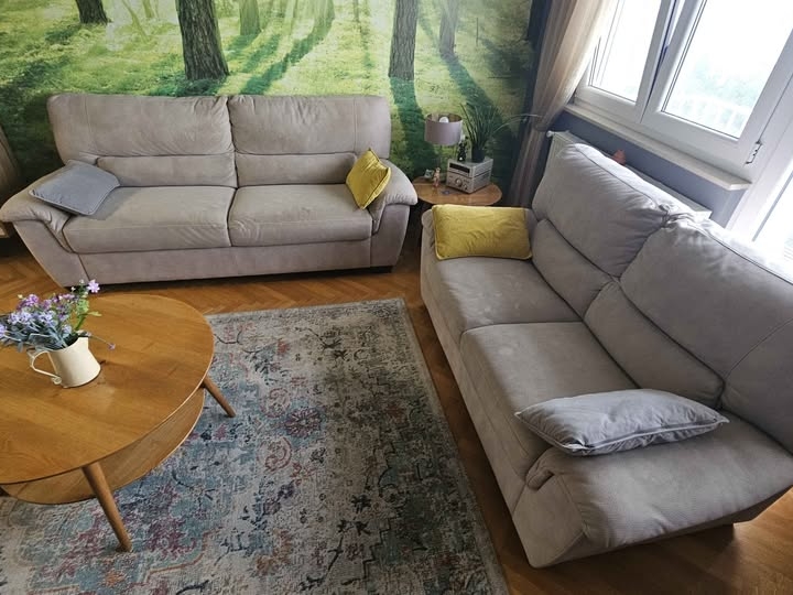 Trosjed, dvosjed i fotelja