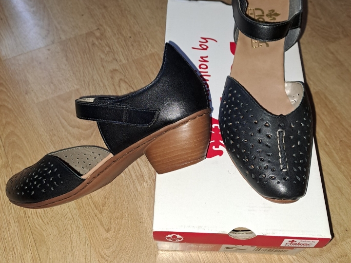 Rieker nove proljetne cipele vel. 41/ nenošeno