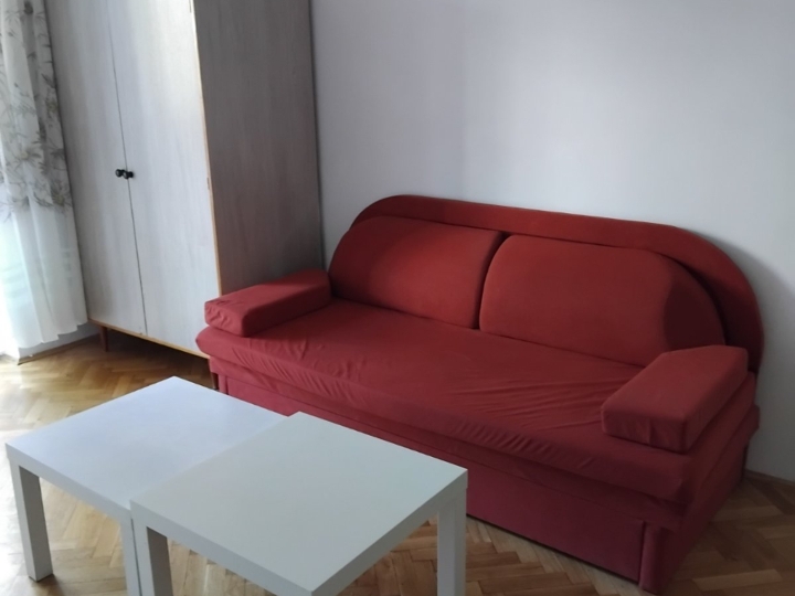 Krnjevo, 2S stan 52 m2, najam