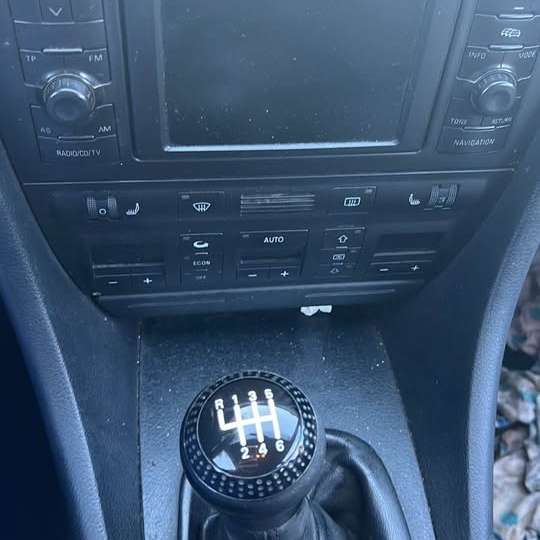 Audi A6 2.5 TDI quattro