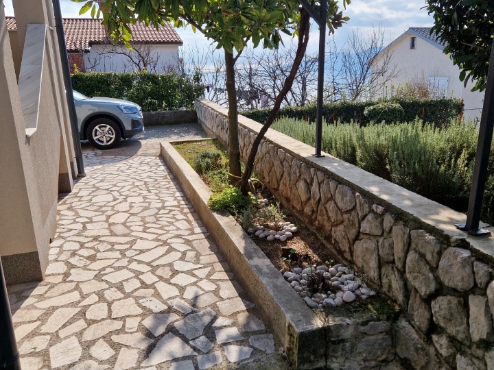 Stan u kući za najam 40 m2