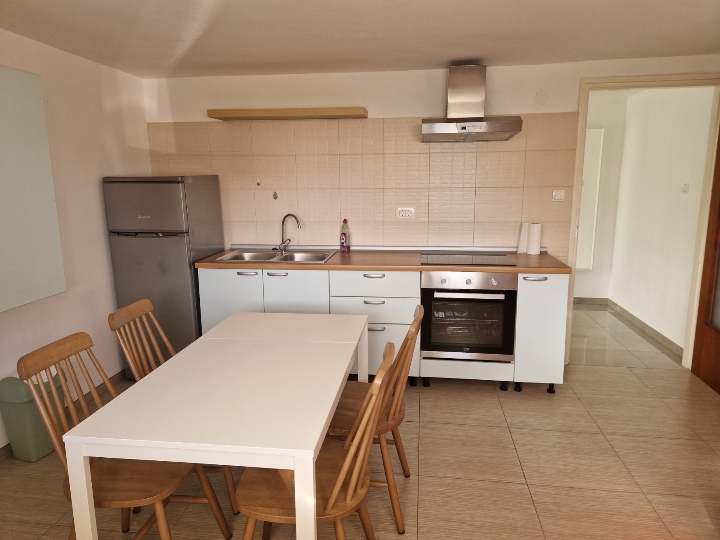Stan u kući za najam 40 m2
