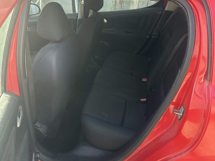 Peugeot 207 1.4 benzin, hitno