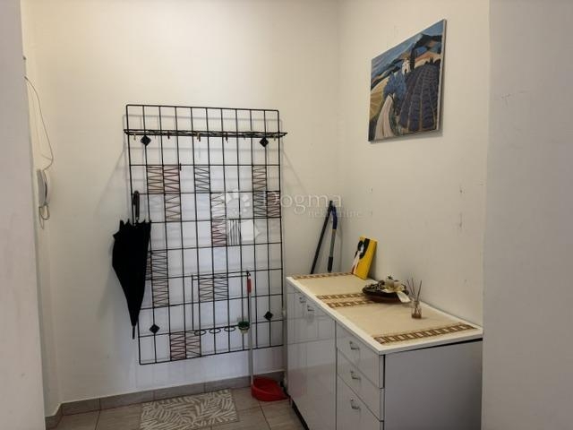 Stan Rijeka, Centar u blizini Korza
