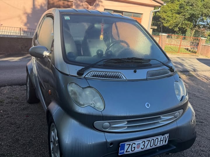 Smart ForTwo 450 benzin, 2004. god.