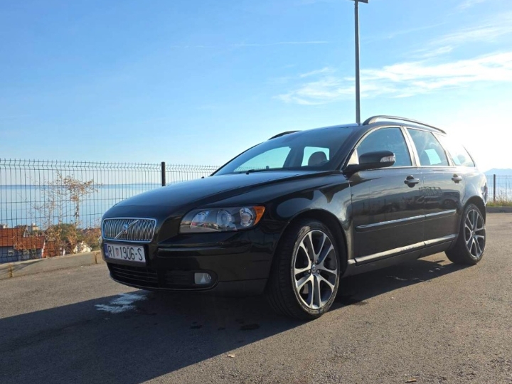 Volvo v50 T5 AWD