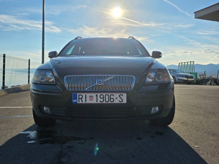 Volvo V50 T5 AWD