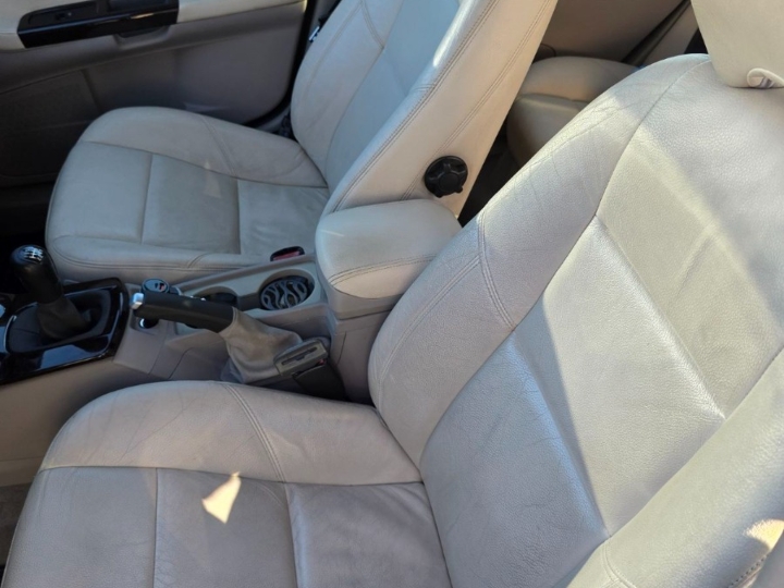Volvo V50 T5 AWD