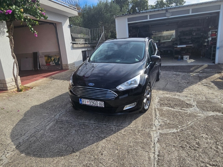 Ford C-Max Titanium, 2016. god.