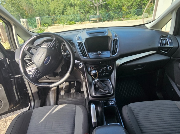 Ford C-Max Titanium, 2016. god.