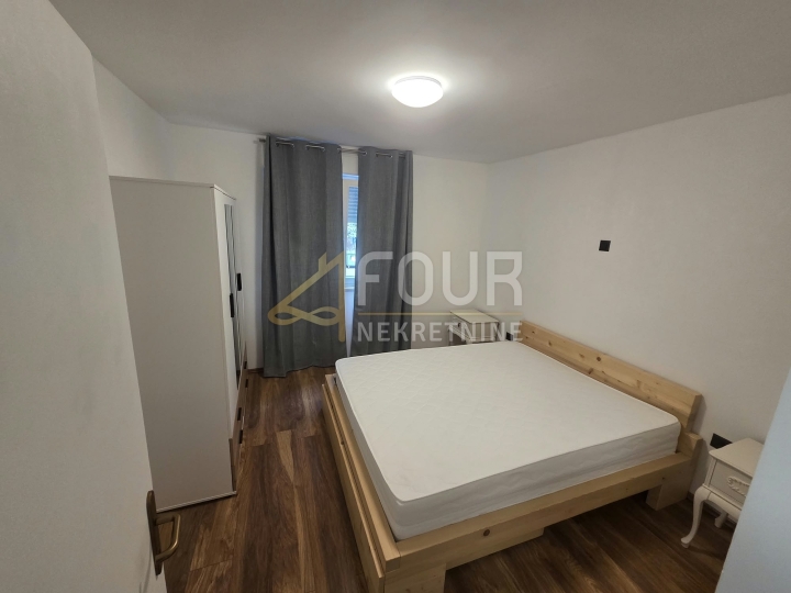 Rijeka, Donja Vežica, 54m2, 2S+DB, uređen stan s lođom!