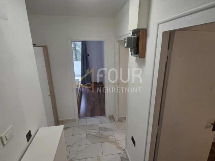 Rijeka, Donja Vežica, 54m2, 2S+DB, uređen stan s lođom!
