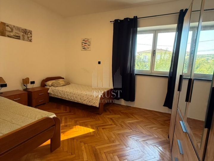 Kostrena - 2S+DB novouređen stan na mirnoj lokaciji