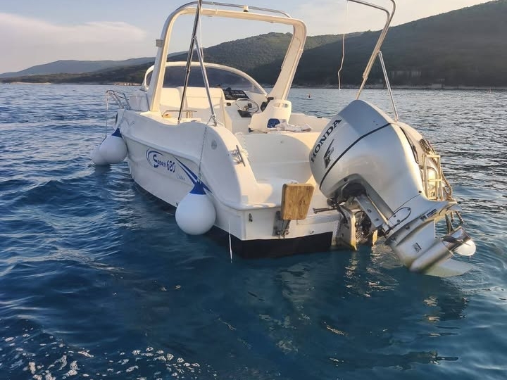 Saver 620 manta cabin