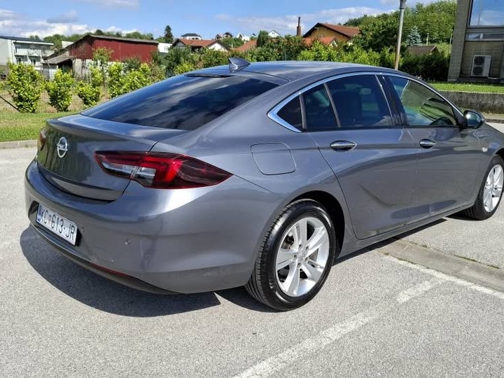 Opel Insignia 1.6 CDTi, 2017. god., 154.000 km