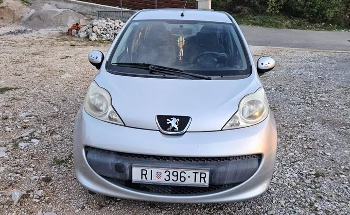 Peugeot 107, 2006. god., 173.000 km