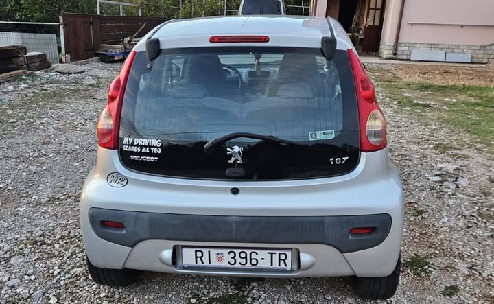 Peugeot 107, 2006. god., 173.000 km