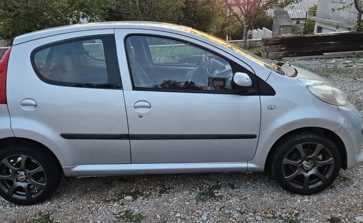 Peugeot 107, 2006. god., 173.000 km
