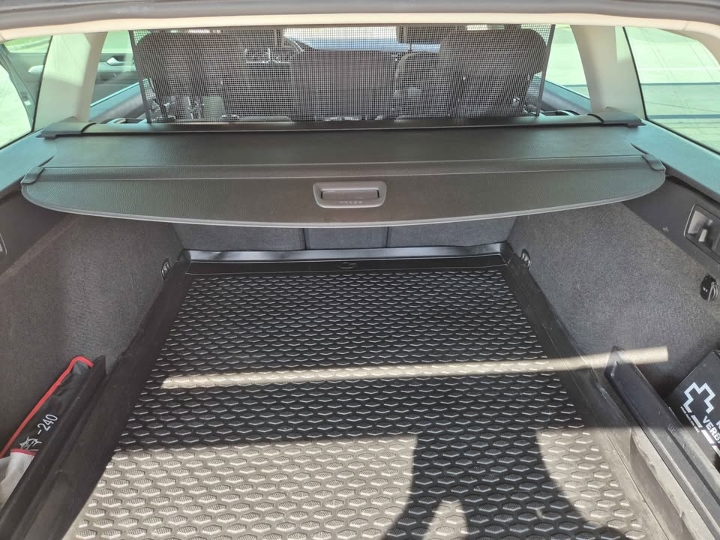 VW Passat B8 2.0 TDI DSG, 180.000 km