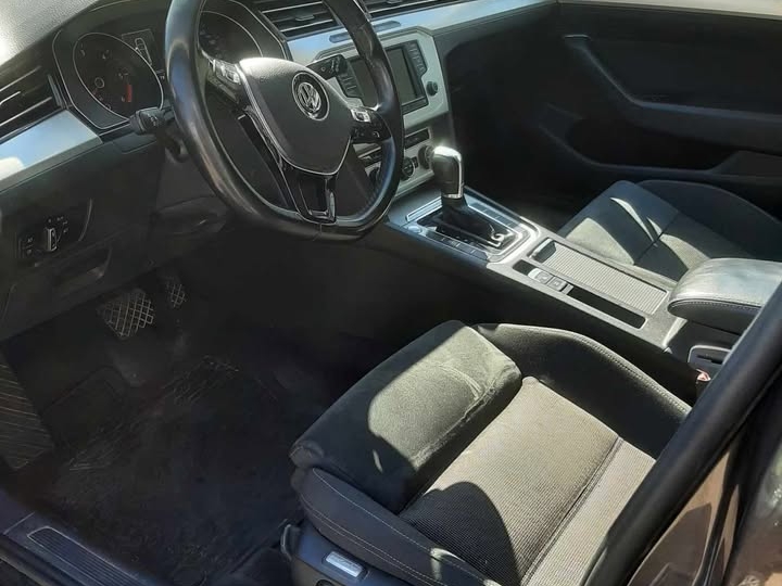 VW Passat B8 Variant 2.0 TDI DSG, 2016. god.