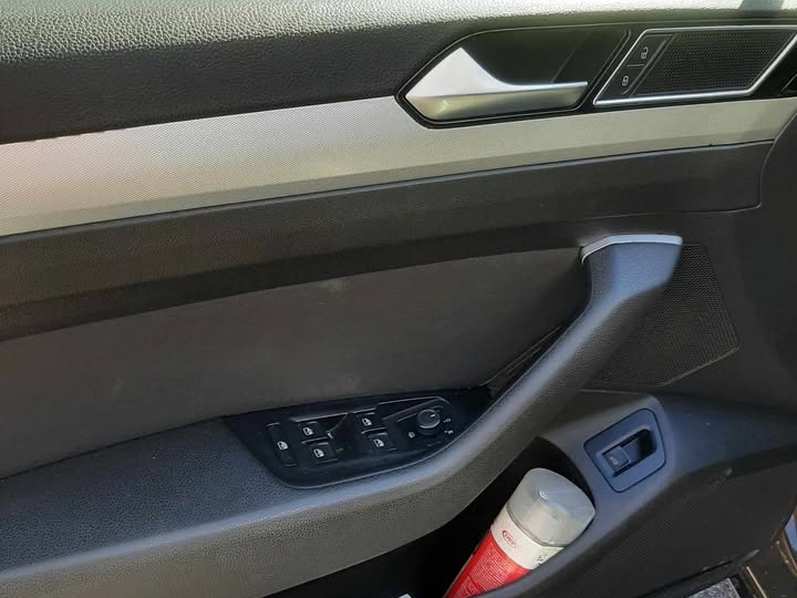VW Passat B8 Variant 2.0 TDI DSG, 2016. god.