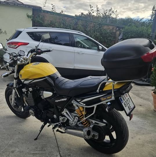 Yamaha XJR 1300, 2005. god.