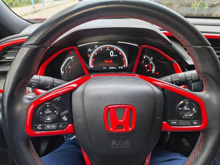 Honda Civic 1.0 VTEC Turbo Sport, 2021. god.