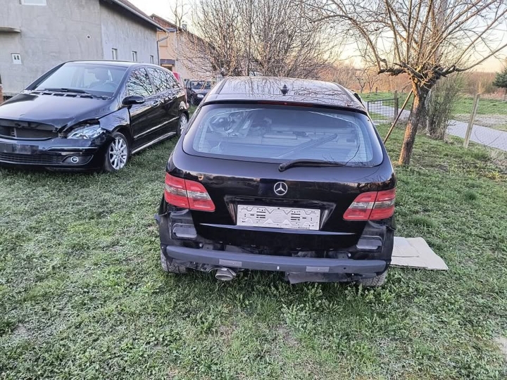 Mercedes B 200 CDI, 2008. god., dijelovi