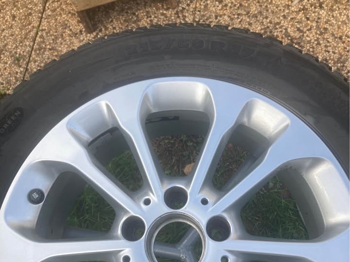 Alu felge s Michelin gumama, 4 kom.