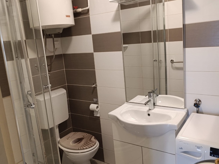 Jednosoban stan sa centralnim grijanjem u cijeni najamnine