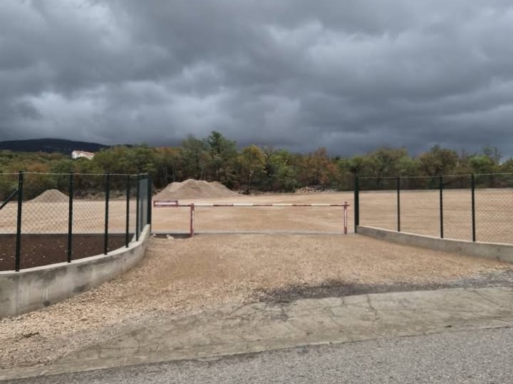 Kraljevica, poslovni prostor/skladište 3500 m2, najam