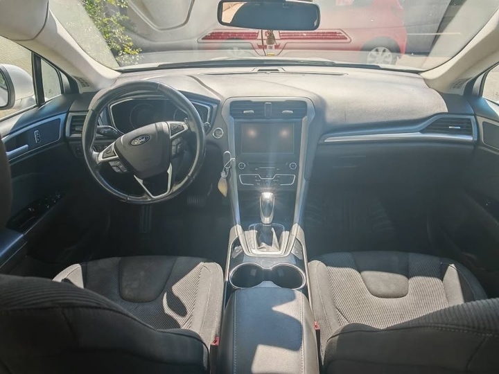 Ford Mondeo karavan 2.0 TDCi, automatik, 2015. god.