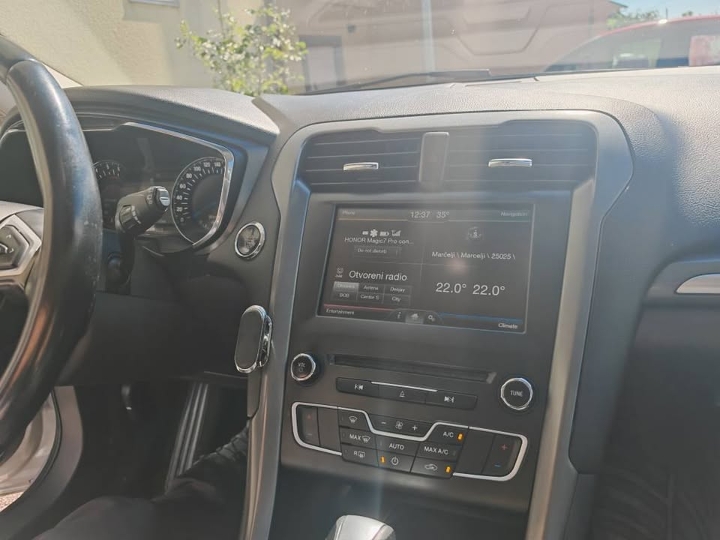 Ford Mondeo karavan 2.0 TDCi, automatik, 2015. god.