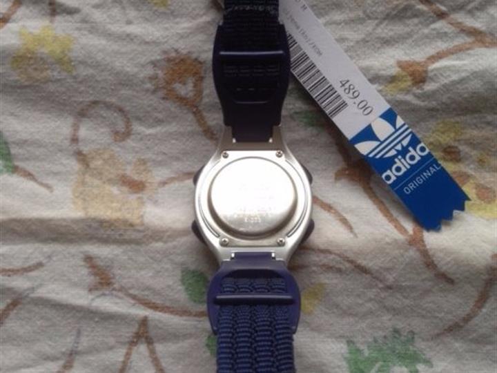 Adidas sat novi ručni