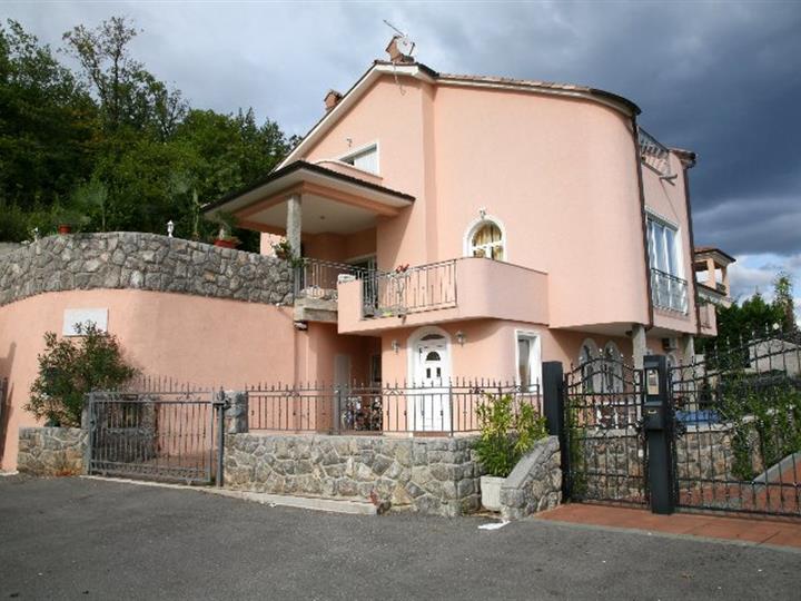 Ičići, 2S+DB