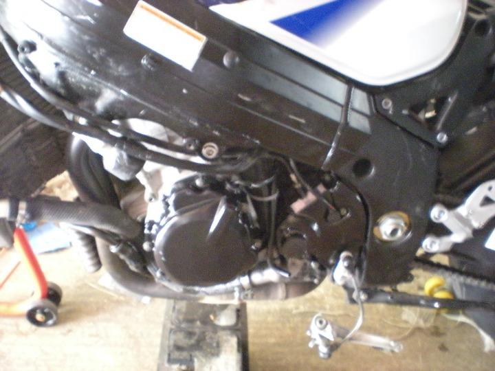 Suzuki GSXR 1000 2003. razbijen