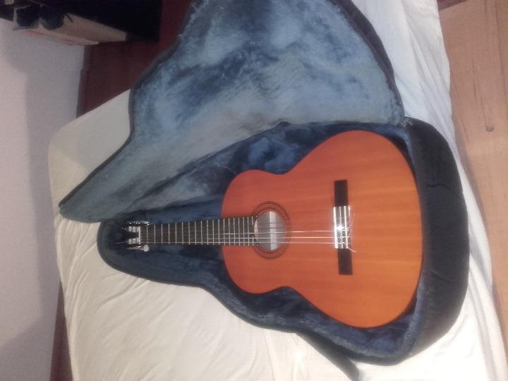 Yamaha CG 100 A