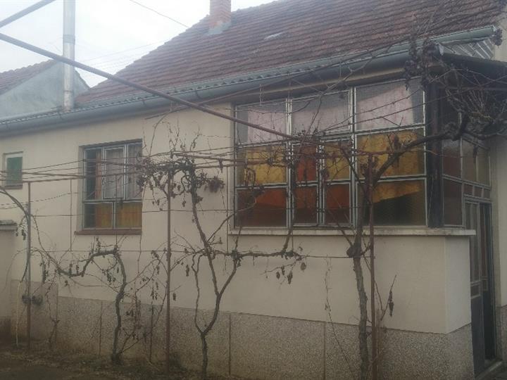 Tenja, kuća