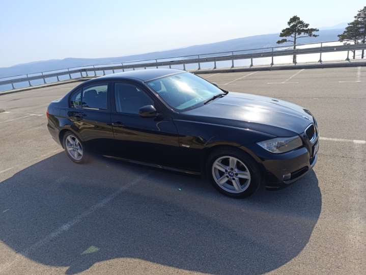 BMW 318 D