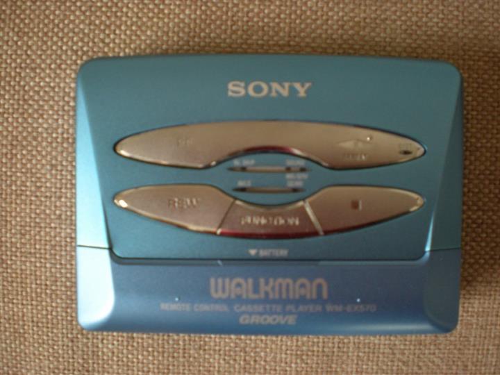 Walkman Sony WM-EX570 + oprema