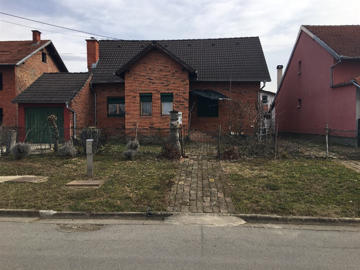 Prodajem/mijenjam kuću u Osijeku