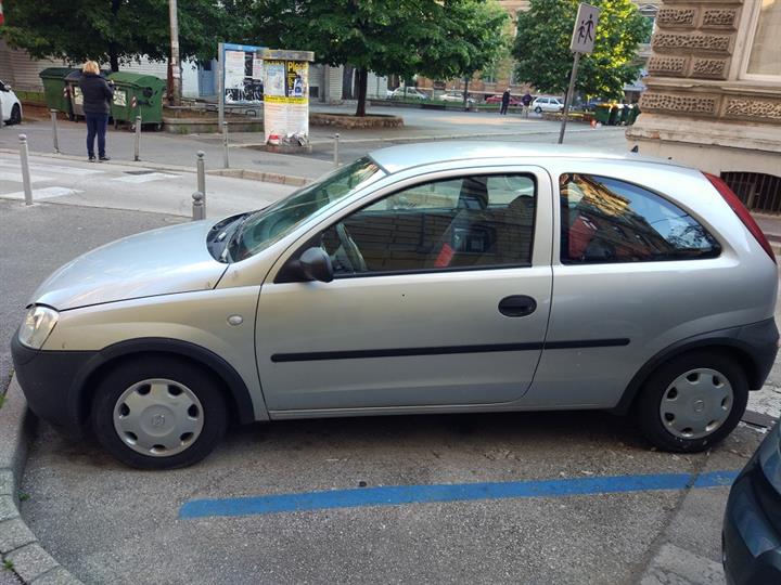 Opel Corsa, 2001. god., 