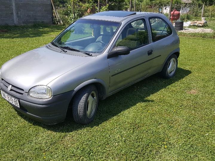 Opel Corsa 1,2