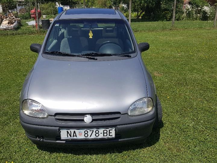 Opel Corsa 1,2
