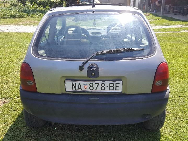 Opel Corsa 1,2