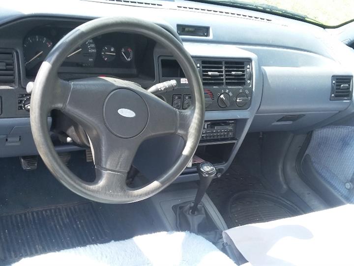 Ford Escort 1.3
