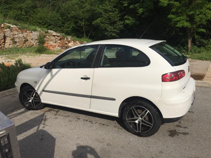Seat Ibiza 1.2 12V Stella