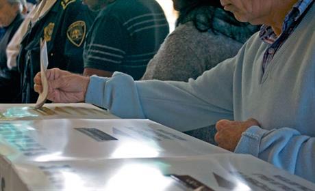 Demokracija na 10% kapaciteta